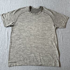 Lululemon Mens Metal Vent Tech Short Sleeve Shirt Large Gray Performance Gym